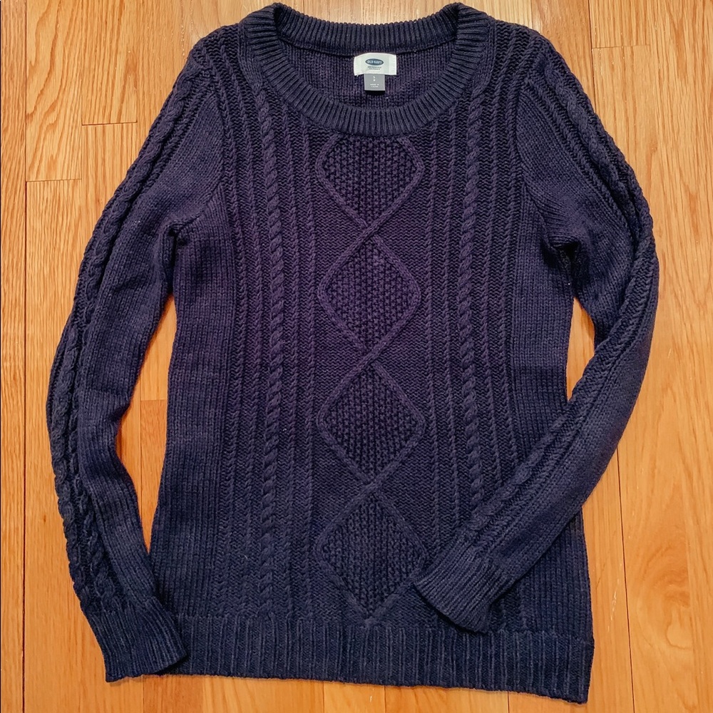 Old navy crew neck sweater - Picture 2 of 5